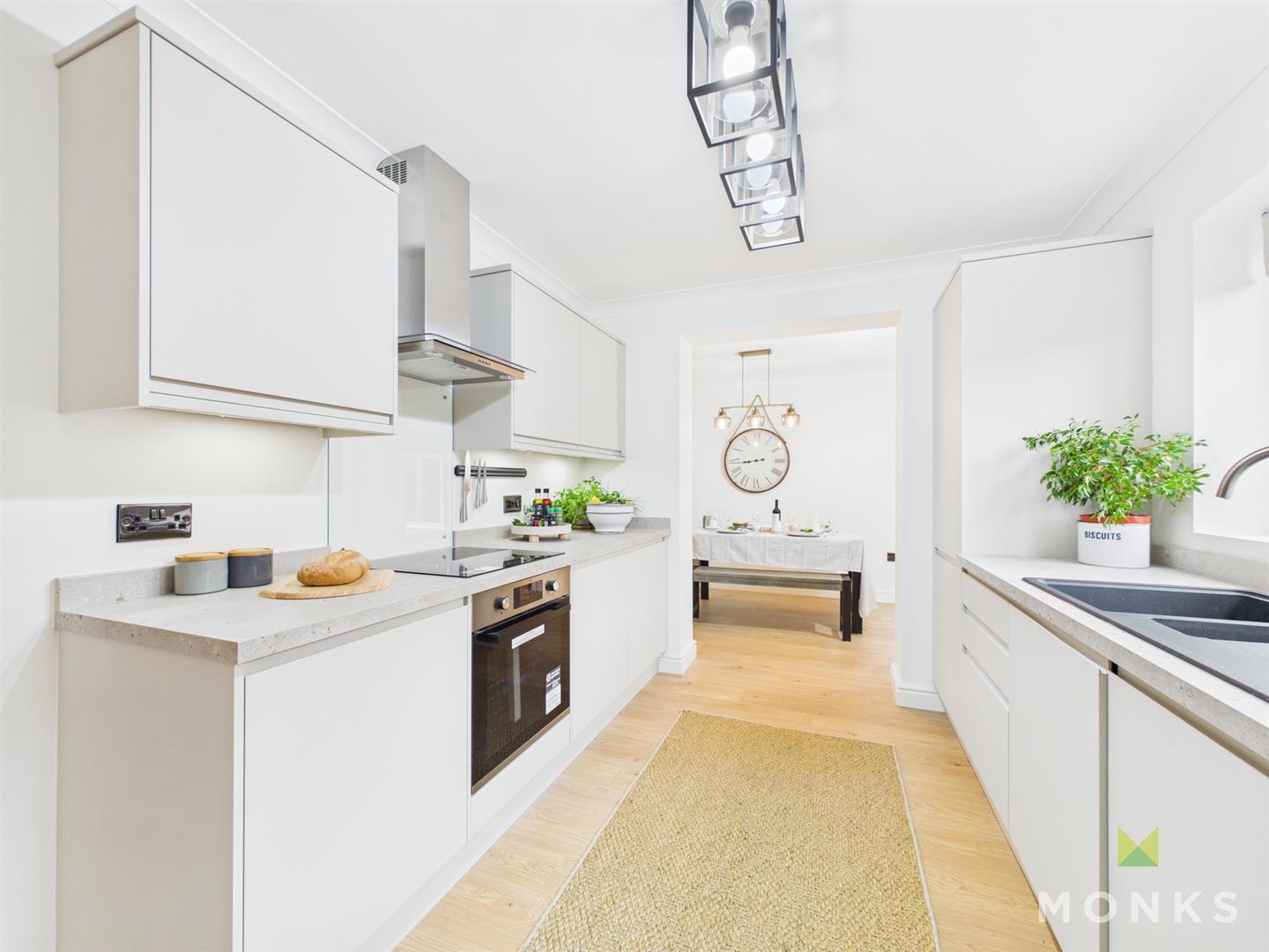 37 Llanforda Mead, Oswestry, SY11 1TS For Sale